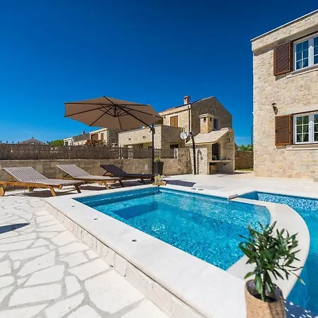 Stancija 1 With Heated Pool Villa