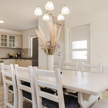 Stancija 1 With Heated Pool Villa