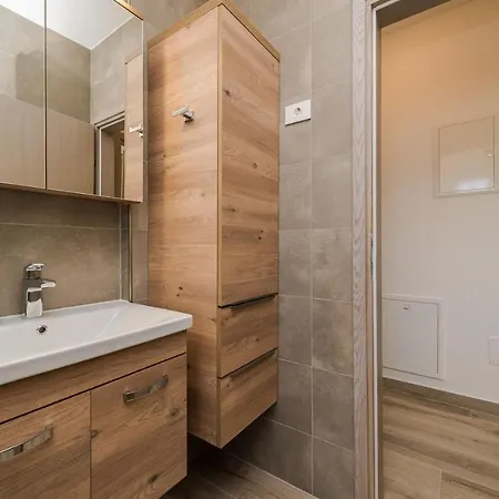 Villa Stancija 1 With Heated Pool *