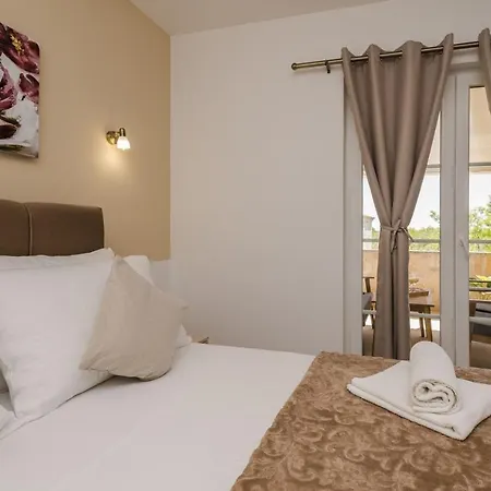 Stancija 1 With Heated Pool Villa Privlaka (Zadar)