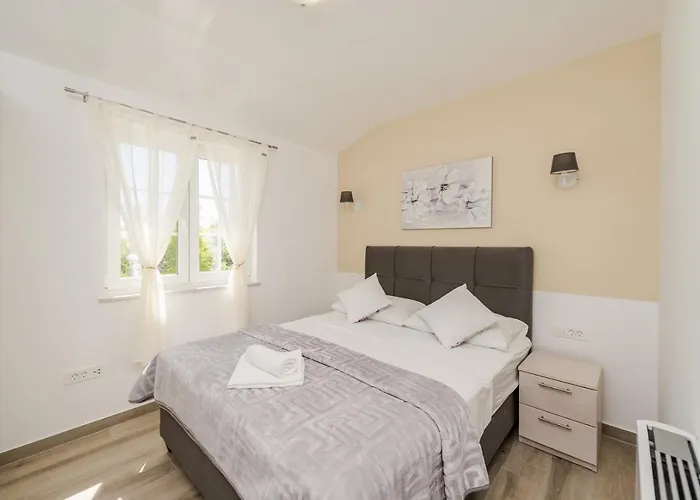 Stancija 1 With Heated Pool * Privlaka (Zadar)