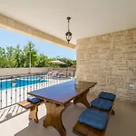 Stancija 1 With Heated Pool Villa