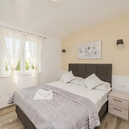 Stancija Privlaka 1 With Heated Pool * Privlaka (Zadar)